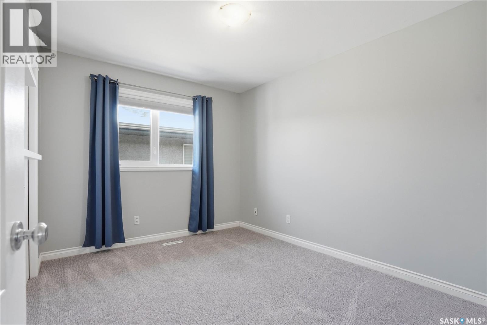 307 Beckett Green, Saskatoon, Saskatchewan  S7N 4W7 - Photo 27 - SK030287