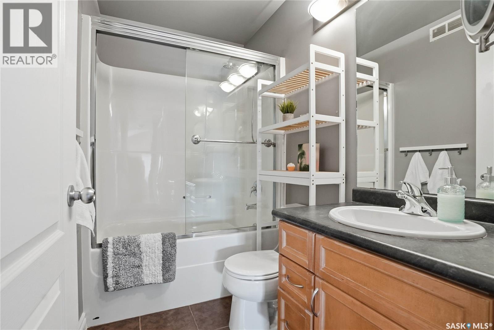 307 Beckett Green, Saskatoon, Saskatchewan  S7N 4W7 - Photo 29 - SK030287