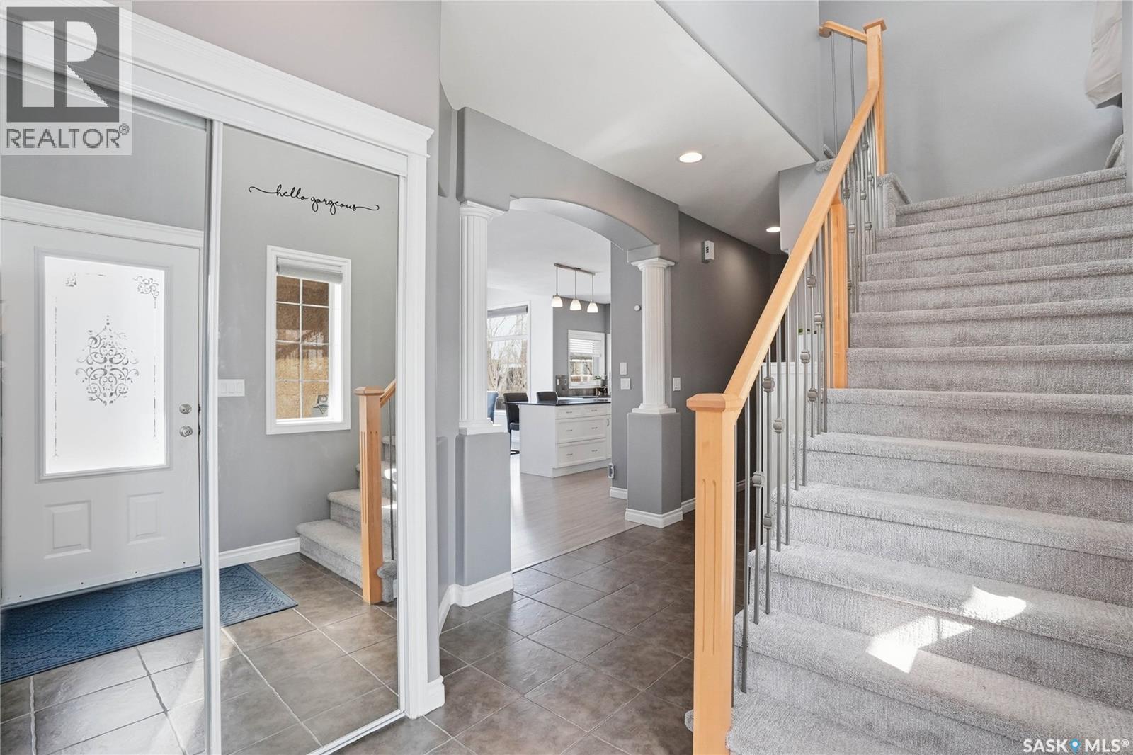 307 Beckett Green, Saskatoon, Saskatchewan  S7N 4W7 - Photo 5 - SK030287