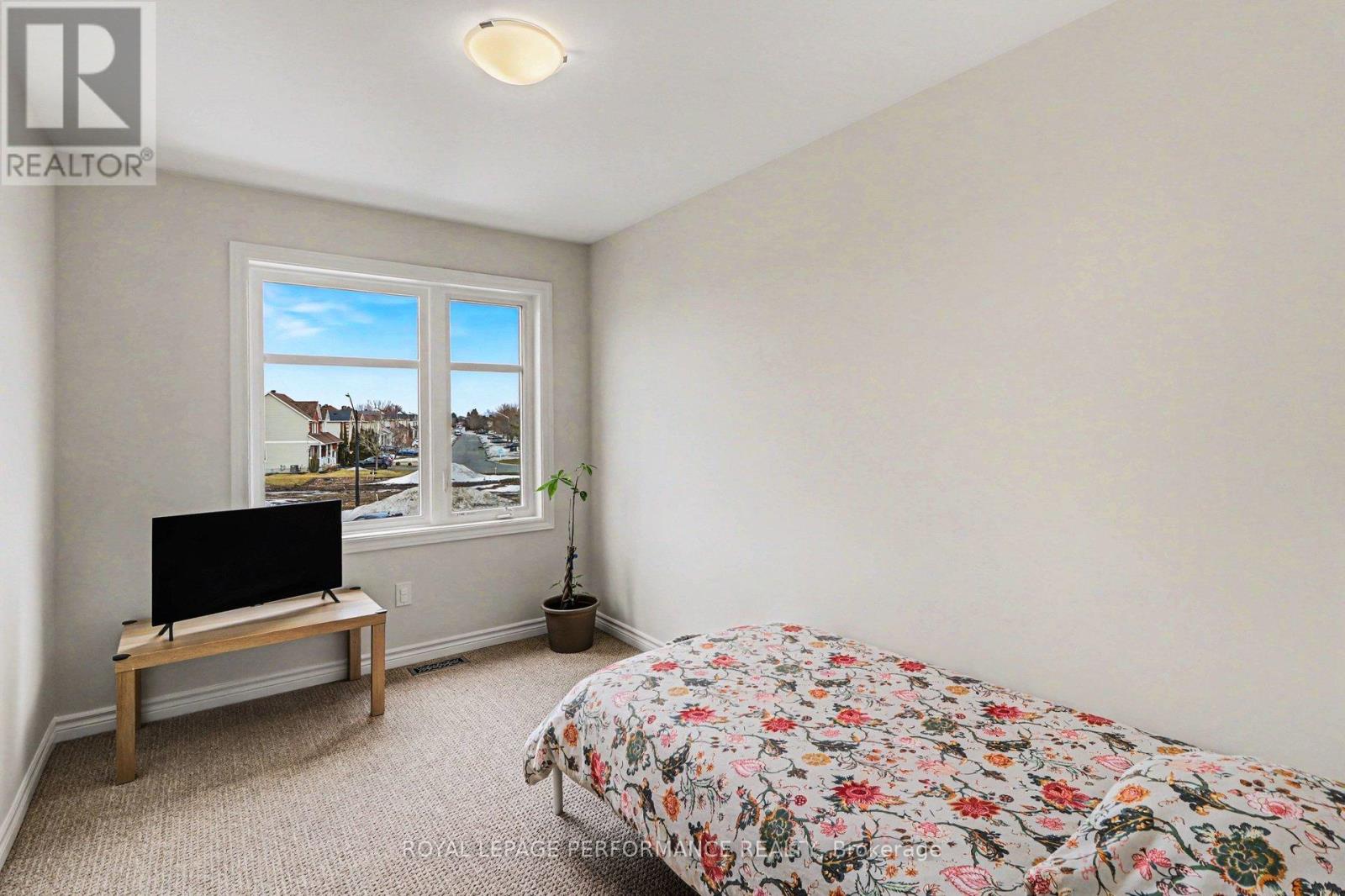 14 Academie Street, Russell, Ontario  K0A 1W0 - Photo 19 - X12878796