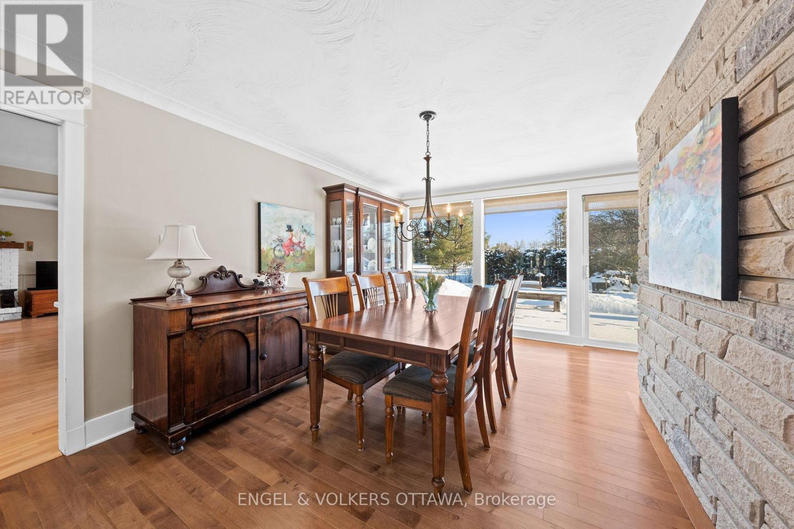 1304 Fairway Drive, Ottawa, Ontario  K4M 1B3 - Photo 8 - X12878802