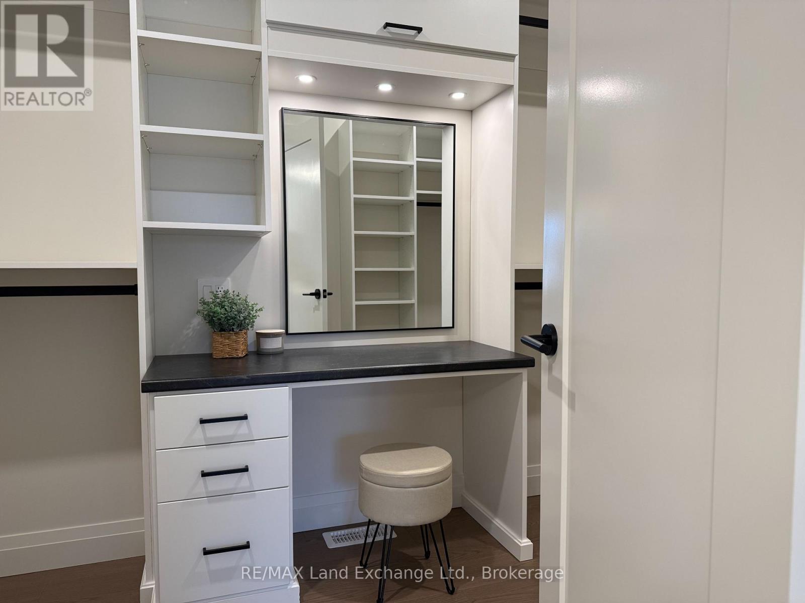 964 Bogdanovic Way, Huron-Kinloss, Ontario  N2Z 0H4 - Photo 21 - X12230628