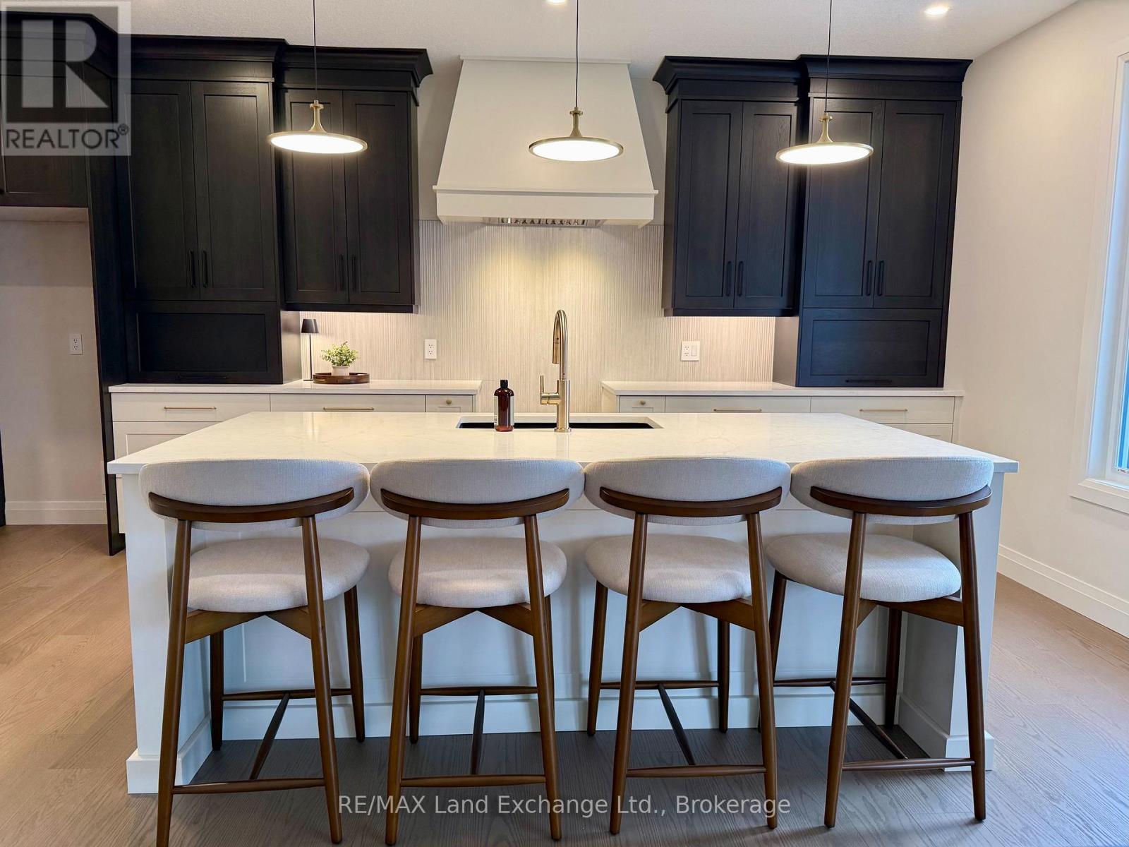 964 Bogdanovic Way, Huron-Kinloss, Ontario  N2Z 0H4 - Photo 10 - X12230628