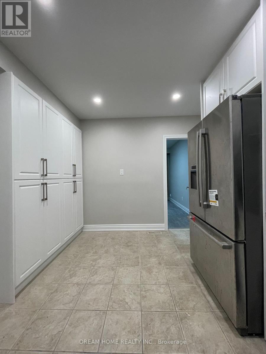 83 Painswick Crescent, Toronto (Pleasant View), Ontario  M2J 3M5 - Photo 6 - C12878822