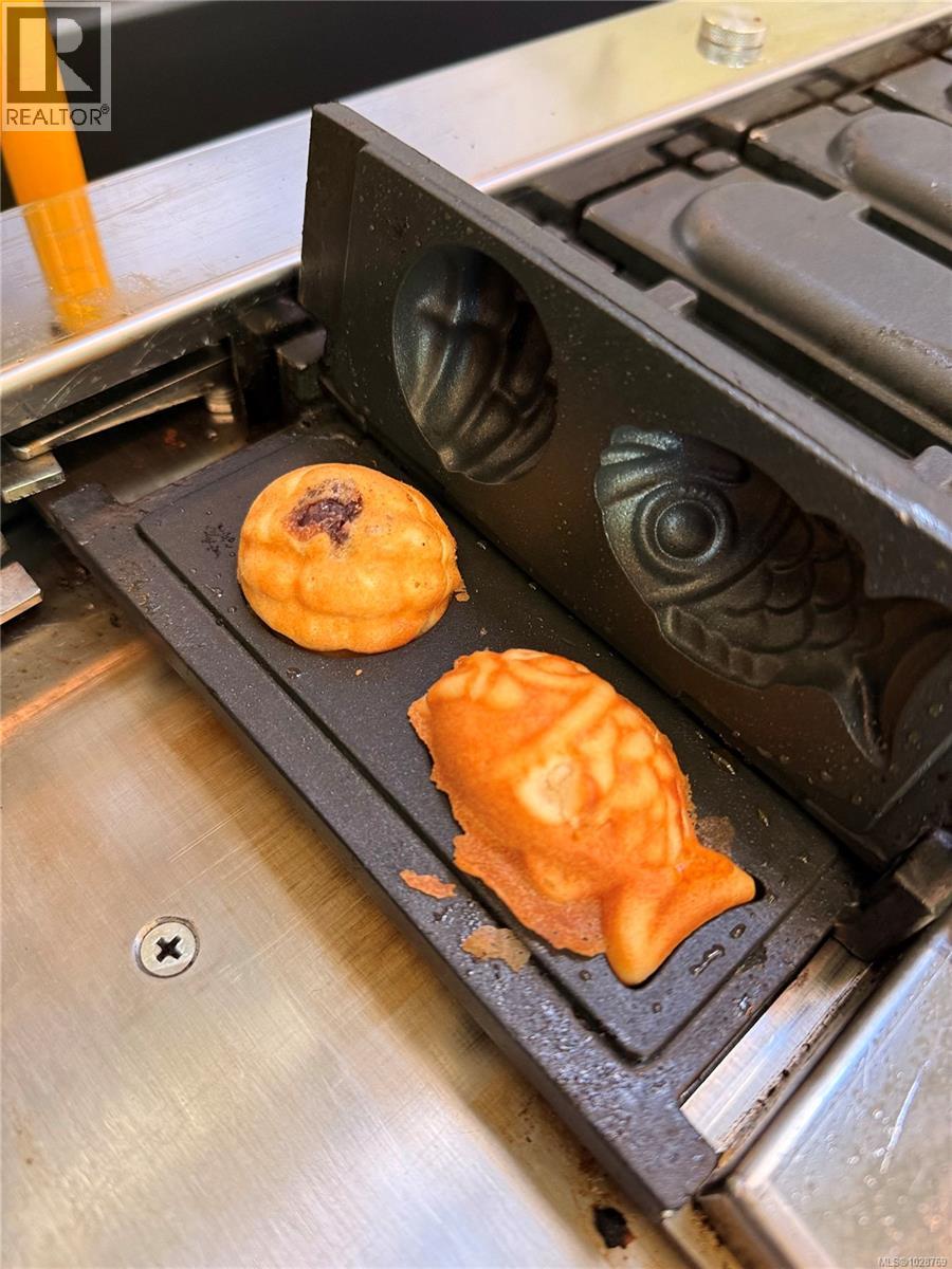 . Cls Ave, Saanich, British Columbia  V8Z 0E1 - Photo 9 - 1028769