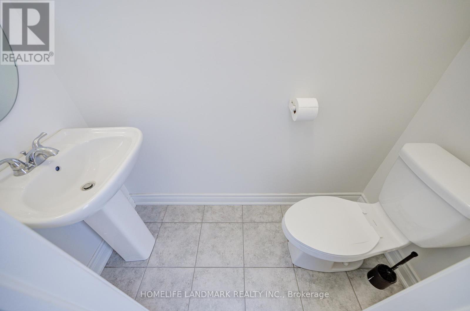 95 Walter English Drive, East Gwillimbury (Queensville), Ontario  L9N 0R8 - Photo 27 - N12868766