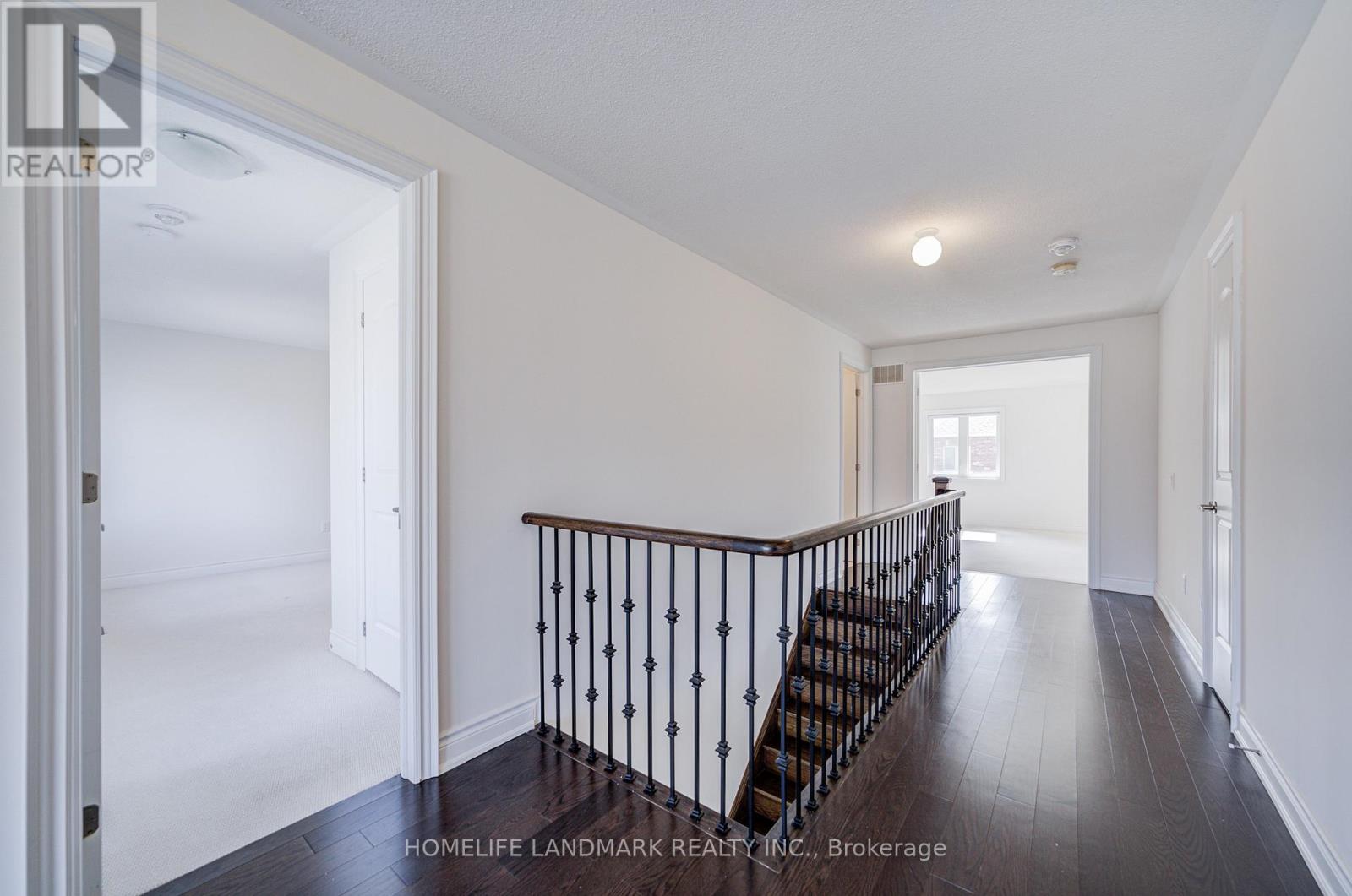 95 Walter English Drive, East Gwillimbury (Queensville), Ontario  L9N 0R8 - Photo 28 - N12868766