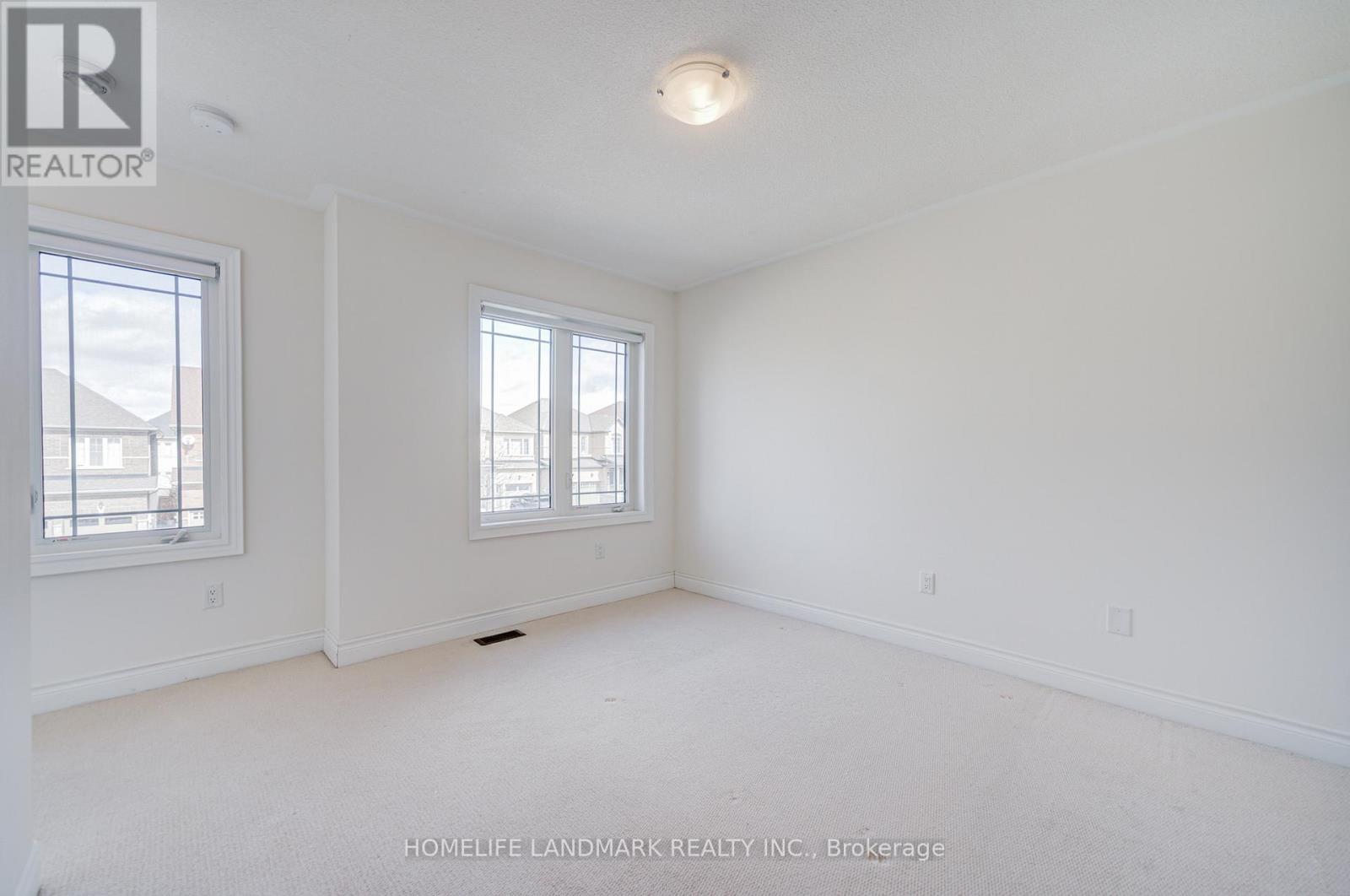 95 Walter English Drive, East Gwillimbury (Queensville), Ontario  L9N 0R8 - Photo 34 - N12868766