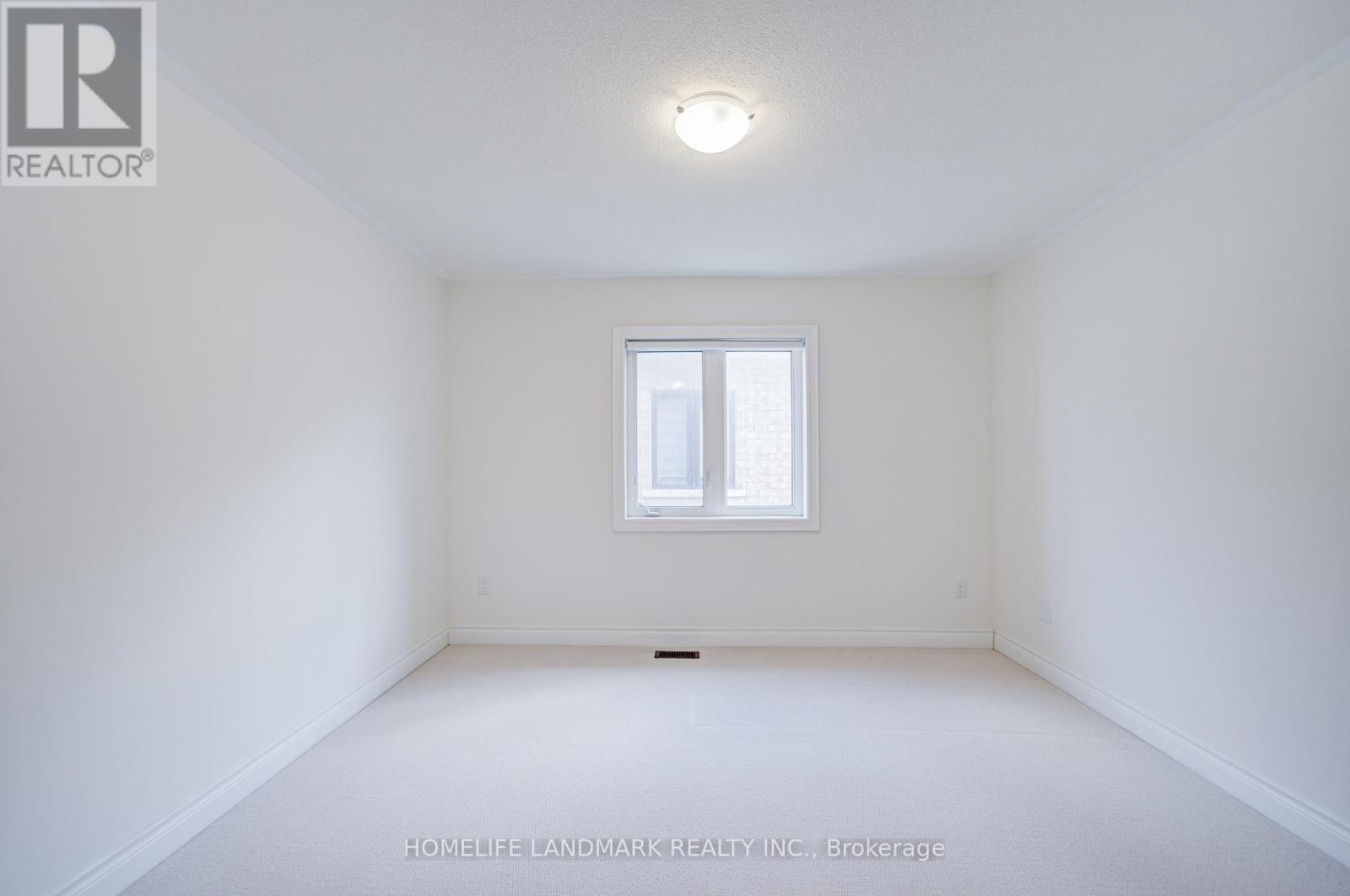 95 Walter English Drive, East Gwillimbury (Queensville), Ontario  L9N 0R8 - Photo 36 - N12868766