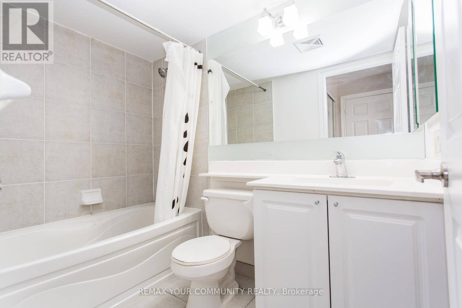 301 - 310 Burnhamthorpe Road, Mississauga (City Centre), Ontario  L5B 4P9 - Photo 19 - W12829172