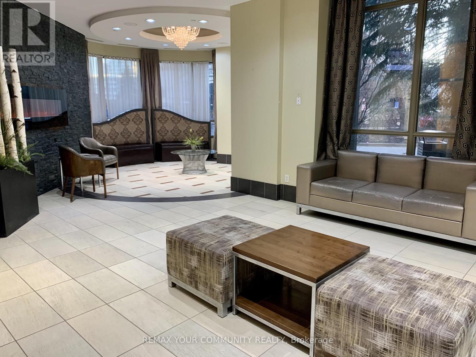 301 - 310 Burnhamthorpe Road, Mississauga (City Centre), Ontario  L5B 4P9 - Photo 3 - W12829172