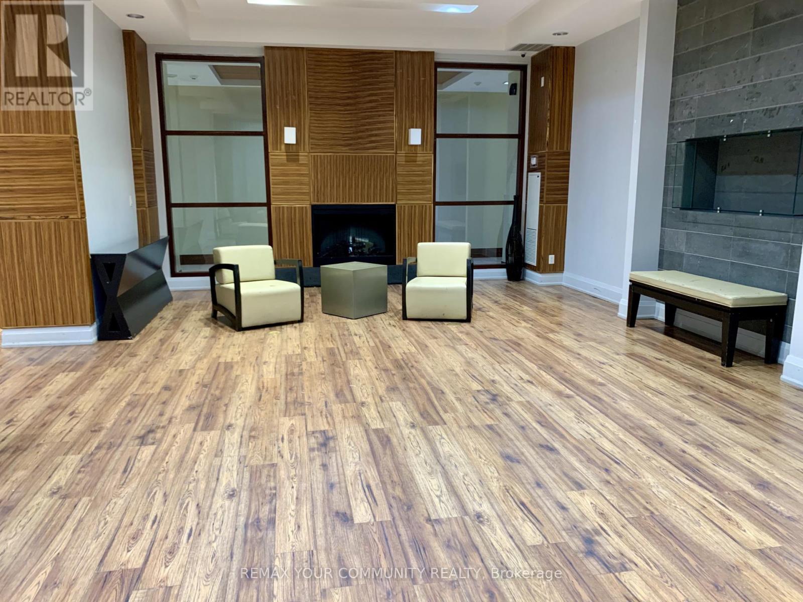 301 - 310 Burnhamthorpe Road, Mississauga (City Centre), Ontario  L5B 4P9 - Photo 27 - W12829172