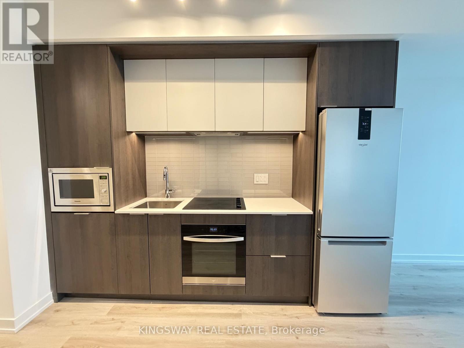 2012 - 395 Square One Drive, Mississauga (City Centre), Ontario  L5B 0P6 - Photo 15 - W12878776