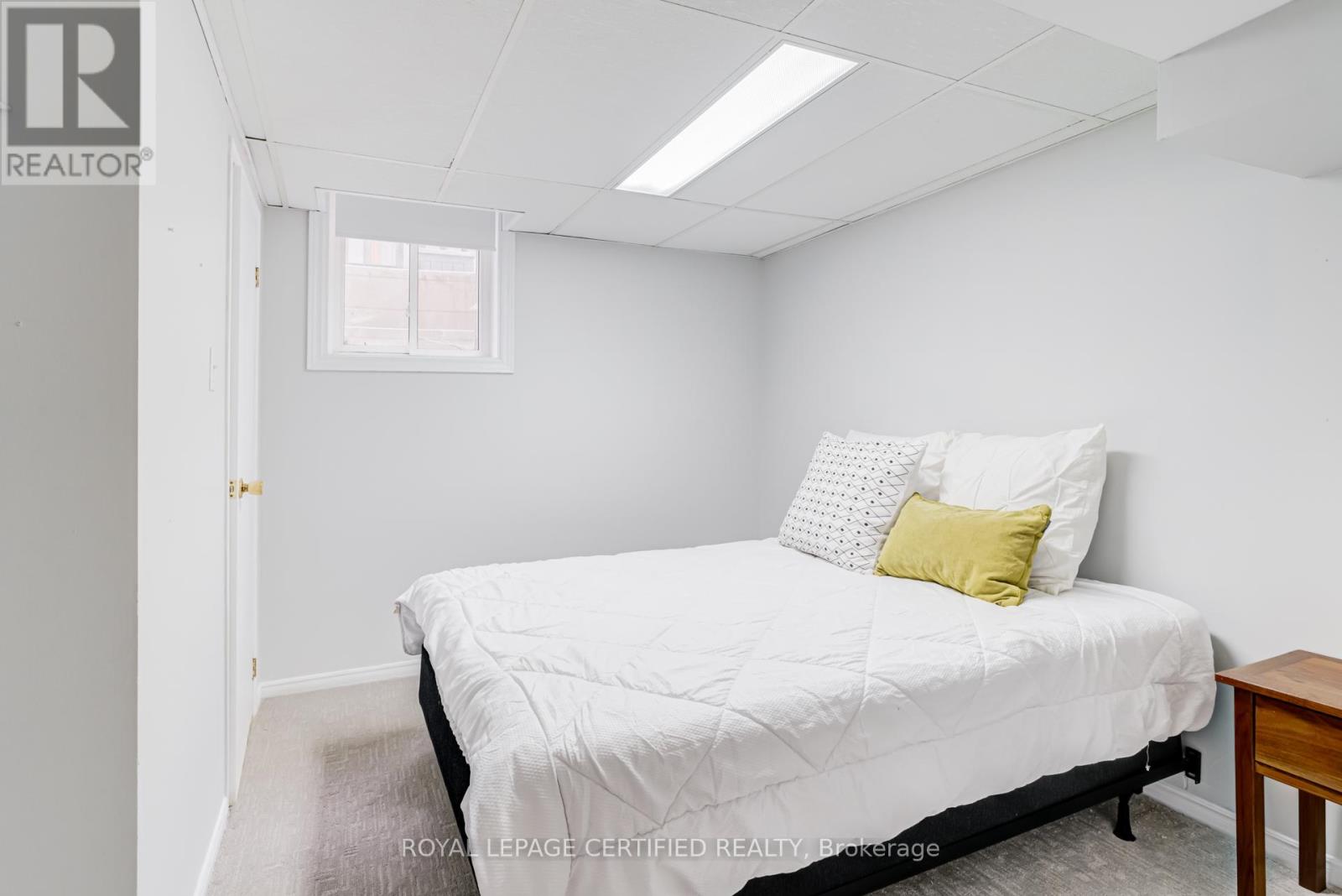 2197 Oakridge Crescent, Burlington, Ontario  L7M 4C8 - Photo 33 - W12878784