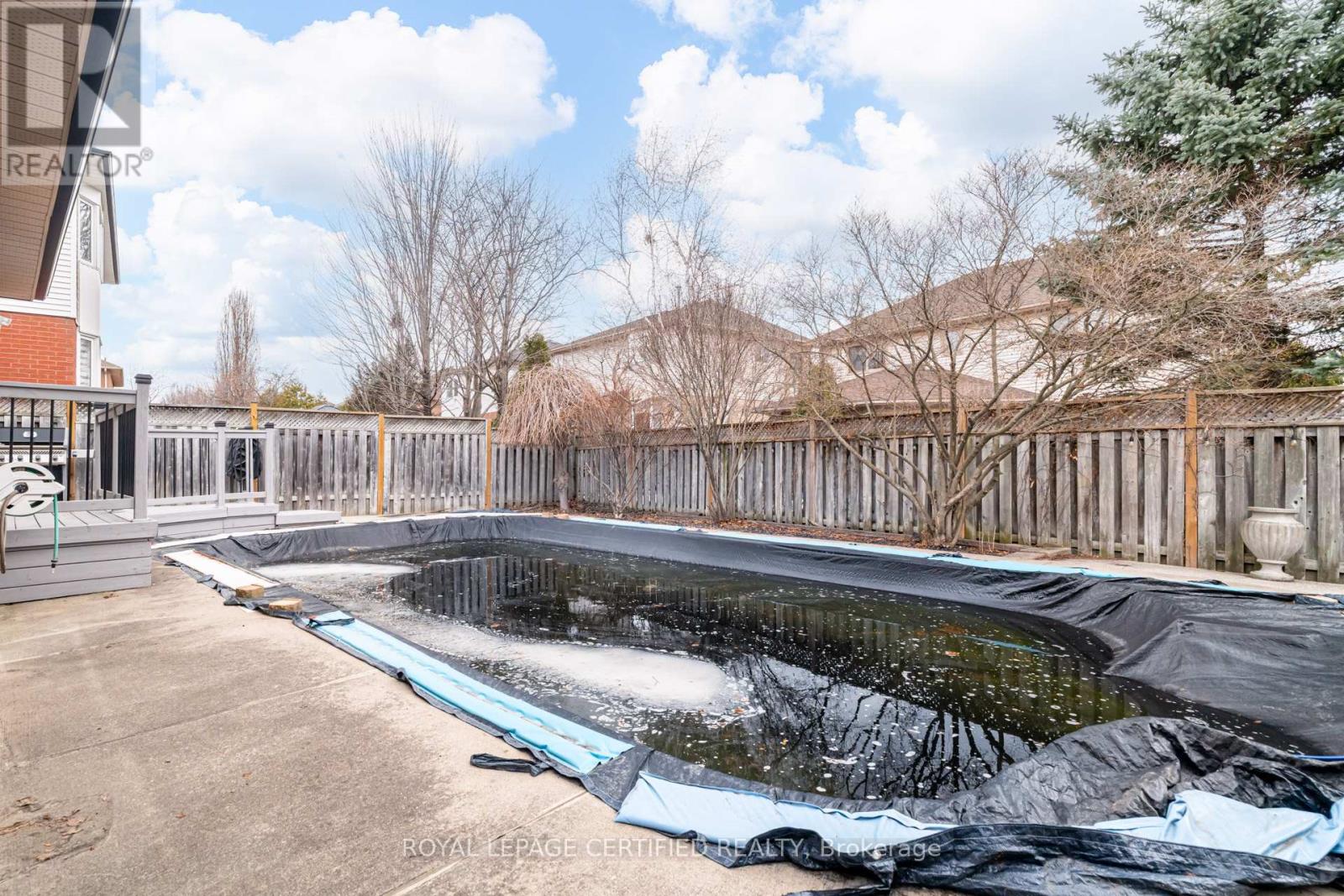 2197 Oakridge Crescent, Burlington, Ontario  L7M 4C8 - Photo 46 - W12878784