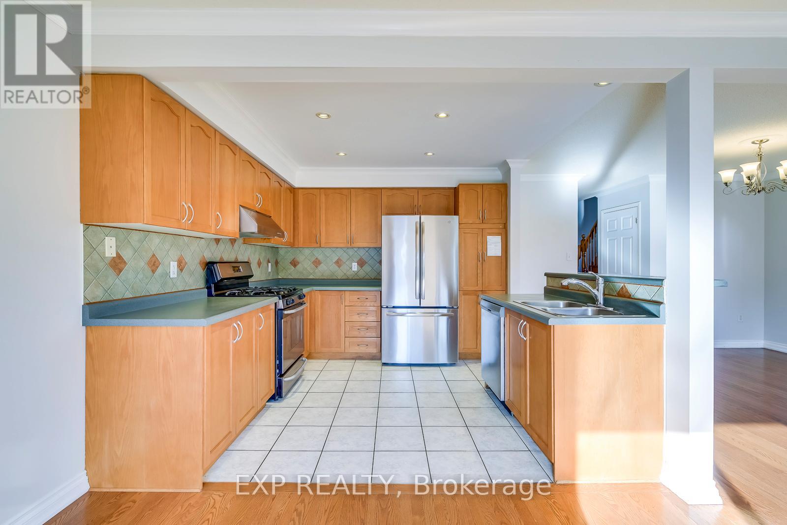 2376 Highcroft Road, Oakville, Ontario  L6M 4Y6 - Photo 15 - W12878810