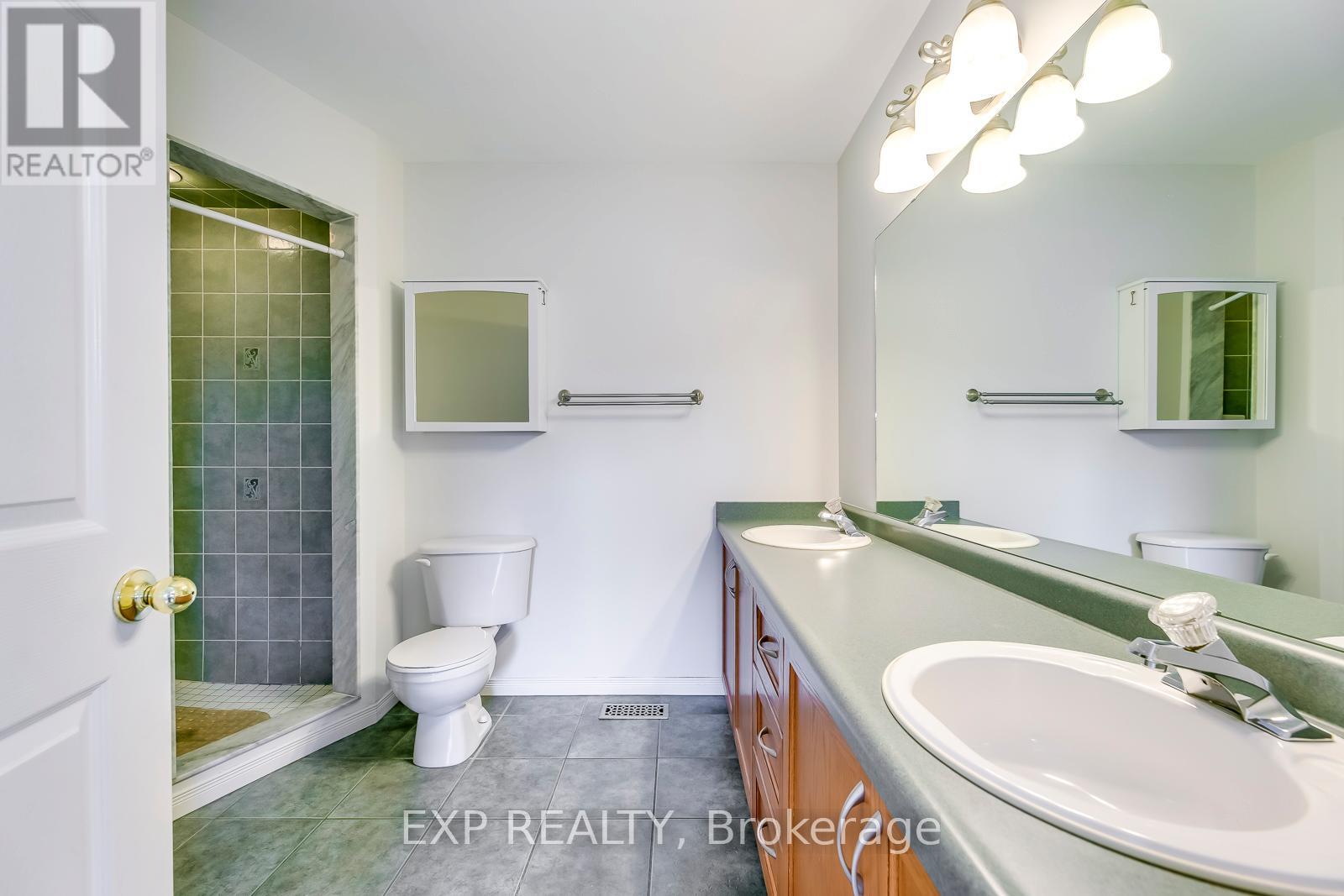 2376 Highcroft Road, Oakville, Ontario  L6M 4Y6 - Photo 33 - W12878810