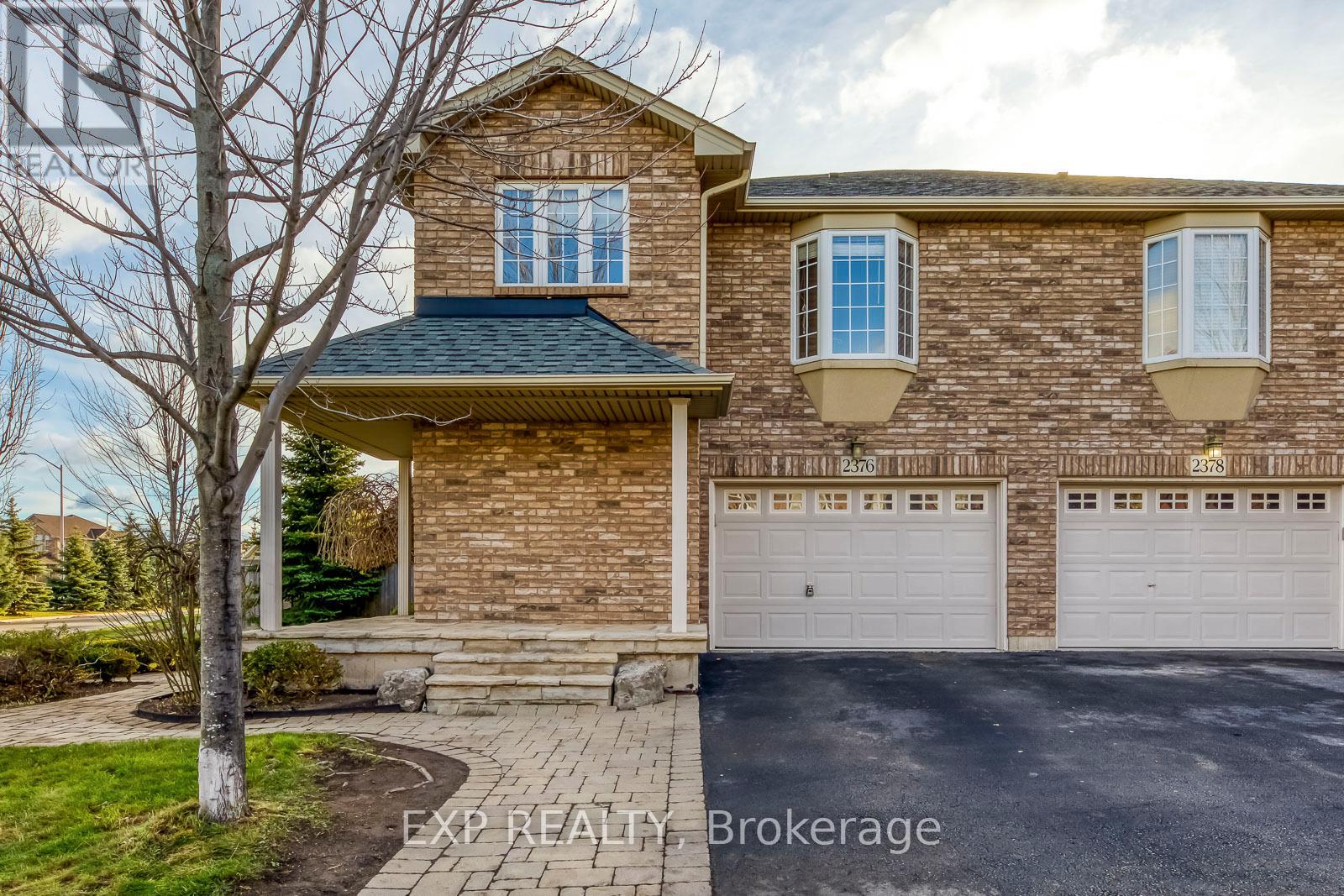 2376 Highcroft Road, Oakville, Ontario  L6M 4Y6 - Photo 6 - W12878810