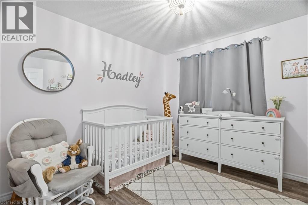 256 Grey Fox Drive, Kitchener, Ontario  N2E 3N4 - Photo 15 - 40809740