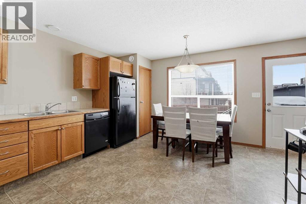 41 Winston Place, Blackfalds, Alberta  T4M 0K9 - Photo 6 - A2290421
