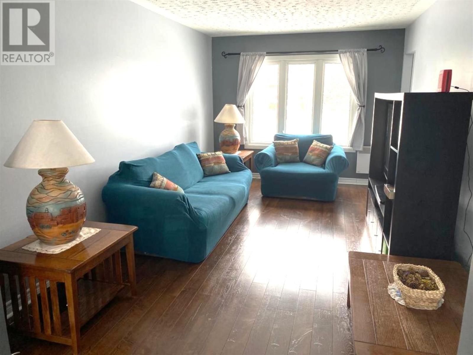 774 Pine St, Sault Ste. Marie, Ontario  P6B 3G1 - Photo 12 - SM260046