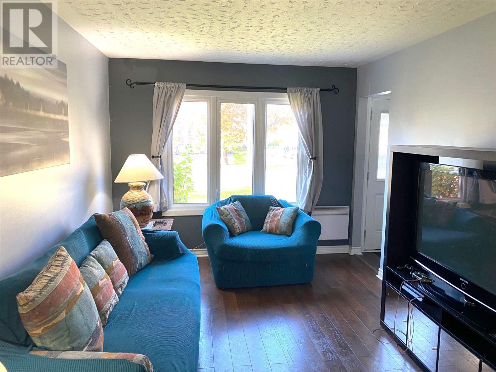 774 Pine St, Sault Ste. Marie, Ontario  P6B 3G1 - Photo 14 - SM260046