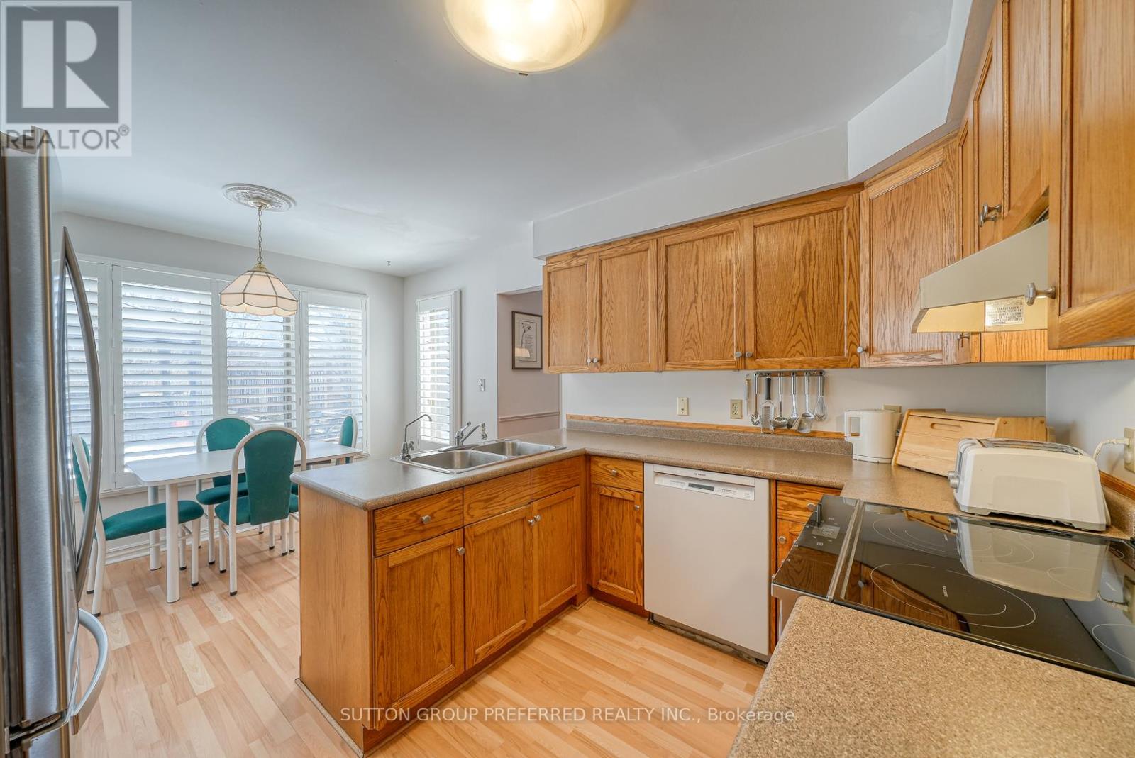 1698 Blackwater Court, London North, Ontario  N5X 3B5 - Photo 10 - X12842424