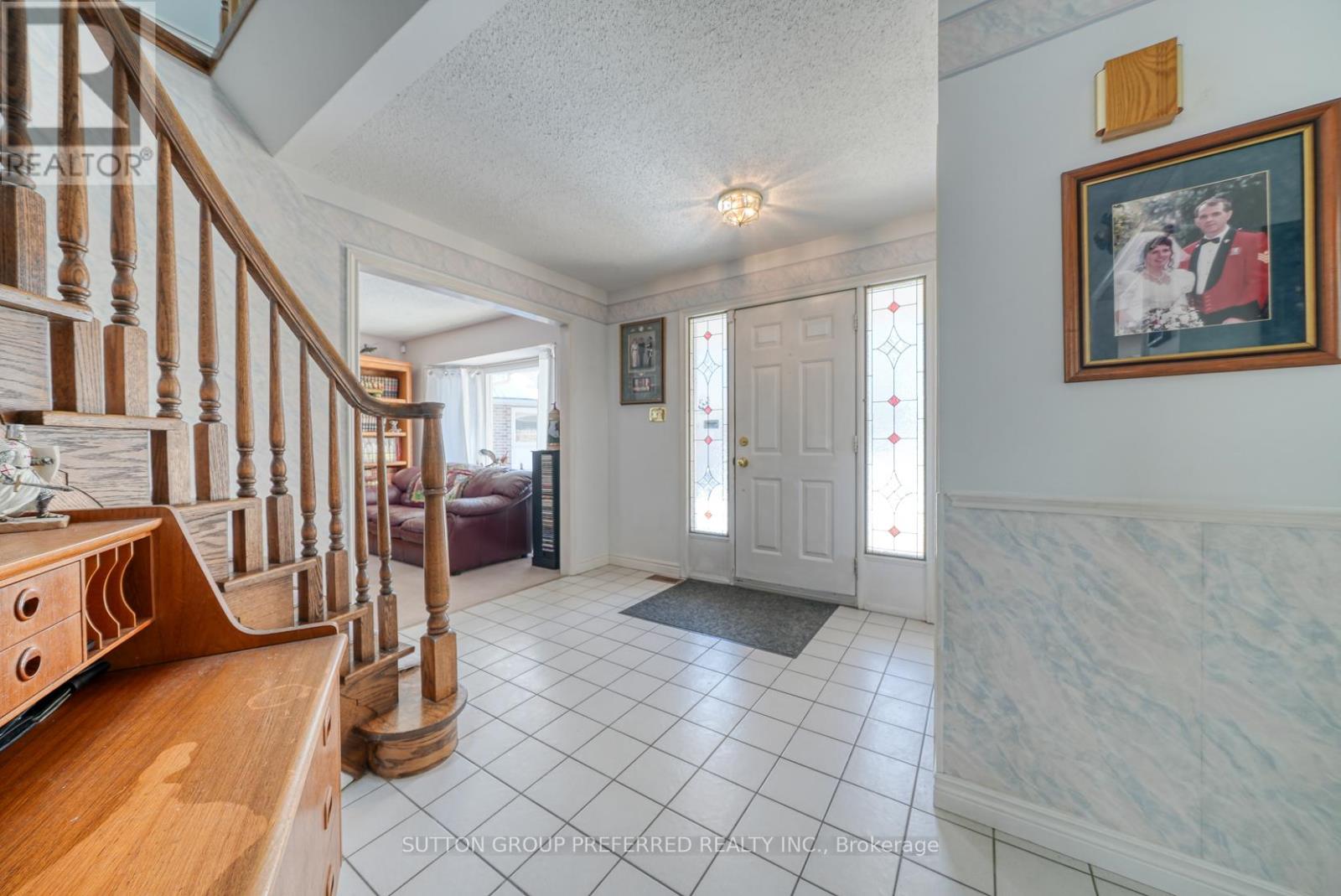 1698 Blackwater Court, London North, Ontario  N5X 3B5 - Photo 5 - X12842424