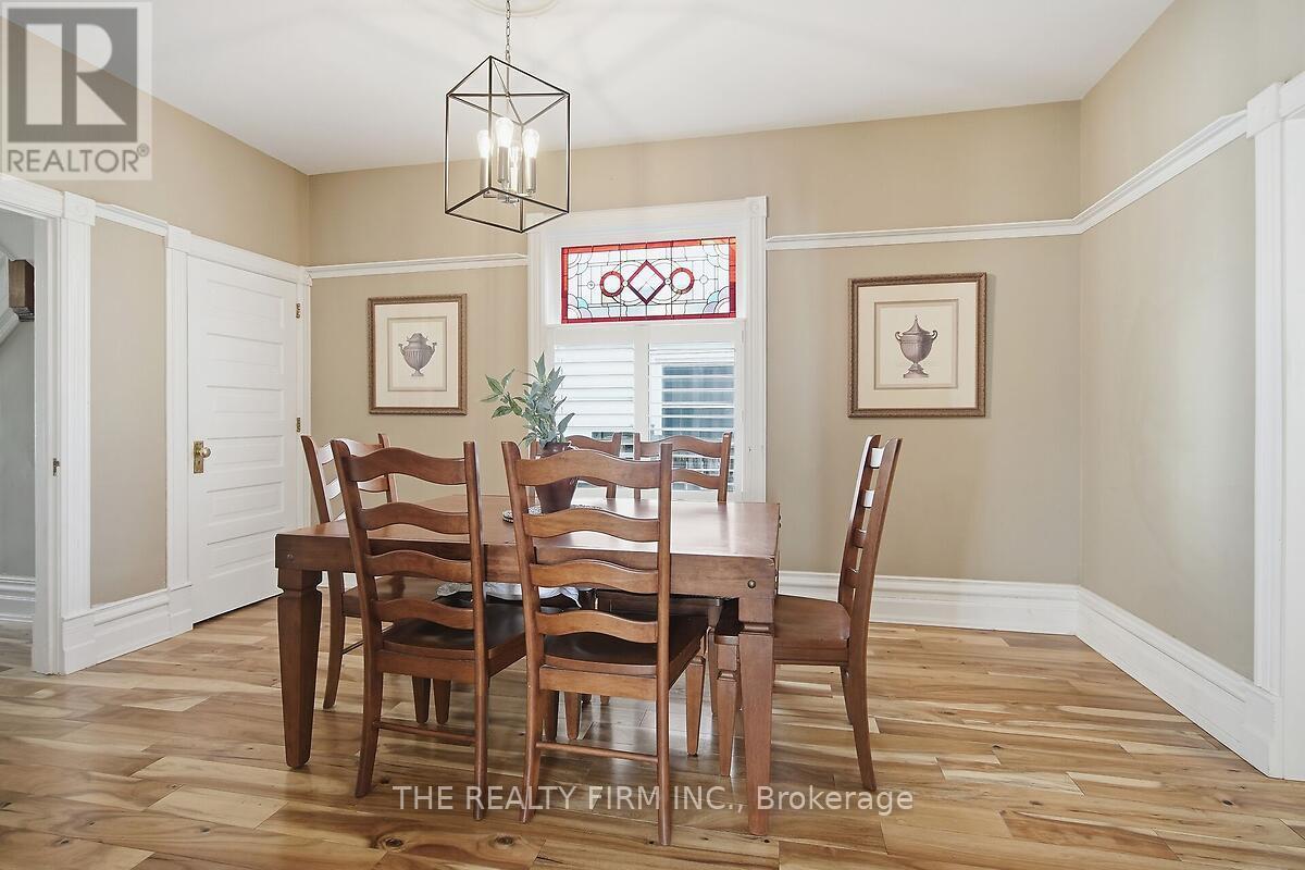 422 Greenfield Street, Petrolia, Ontario  N0N 1R0 - Photo 13 - X12878840