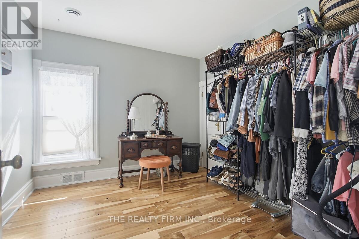 422 Greenfield Street, Petrolia, Ontario  N0N 1R0 - Photo 31 - X12878840