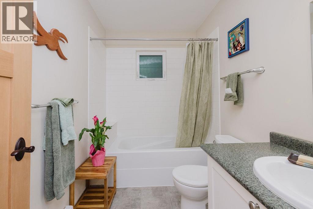 773 Franklin Road, Gibsons, British Columbia  V0N 1V8 - Photo 23 - R3099477