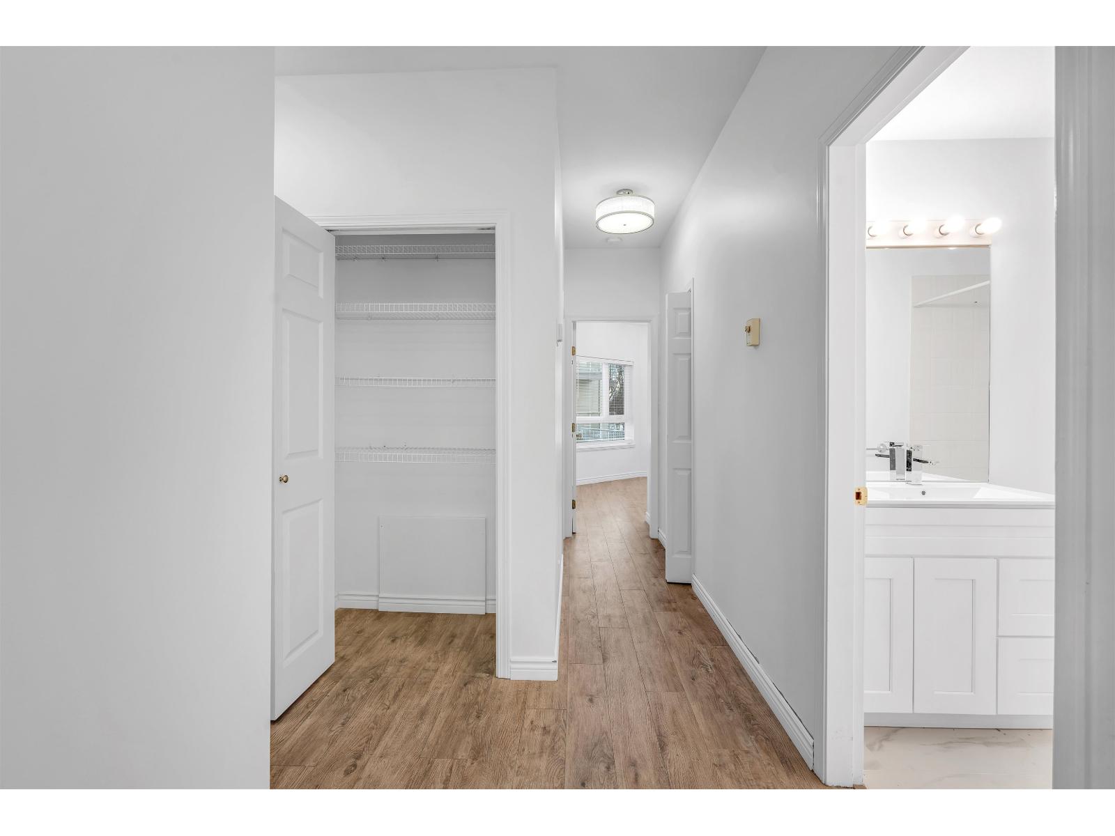 203 8142 120a Street, Surrey, British Columbia  V3W 0N1 - Photo 12 - R3099082