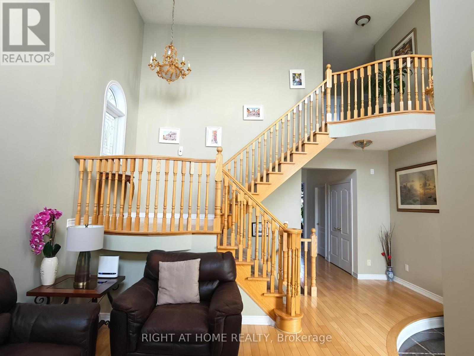 63 Brass Drive, Richmond Hill, Ontario  L4E 4T4 - Photo 10 - N12874168