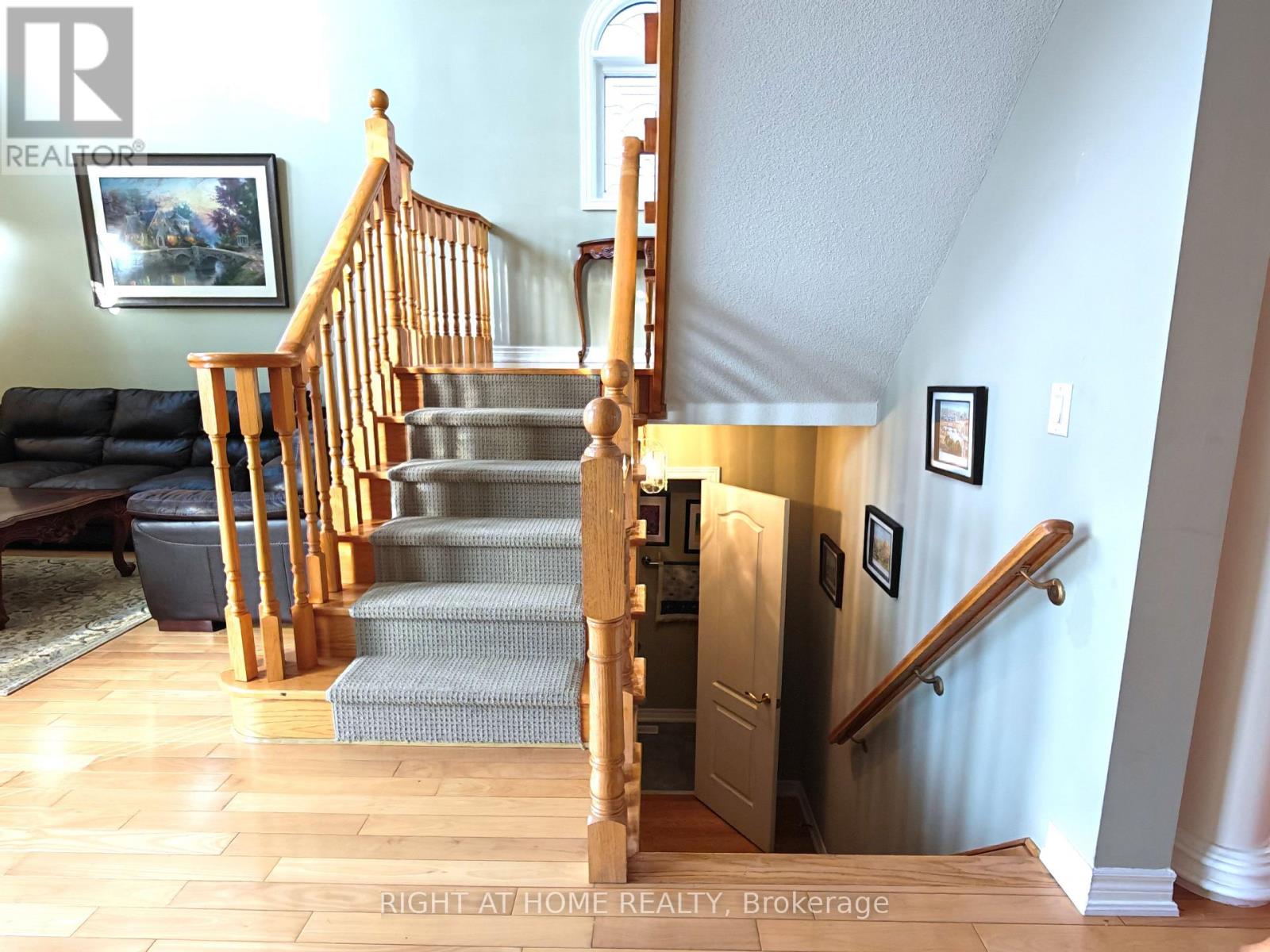 63 Brass Drive, Richmond Hill, Ontario  L4E 4T4 - Photo 20 - N12874168