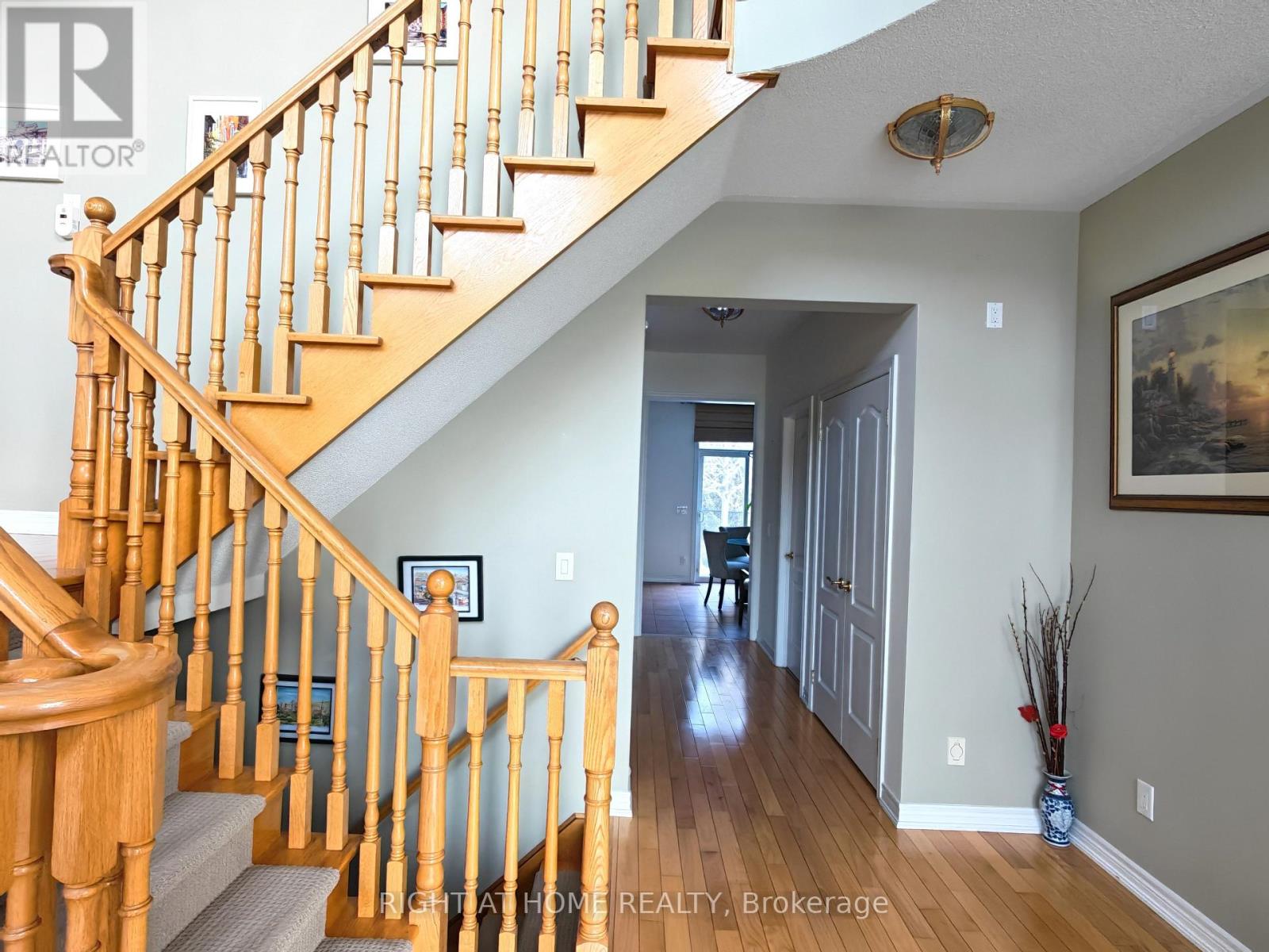 63 Brass Drive, Richmond Hill, Ontario  L4E 4T4 - Photo 5 - N12874168