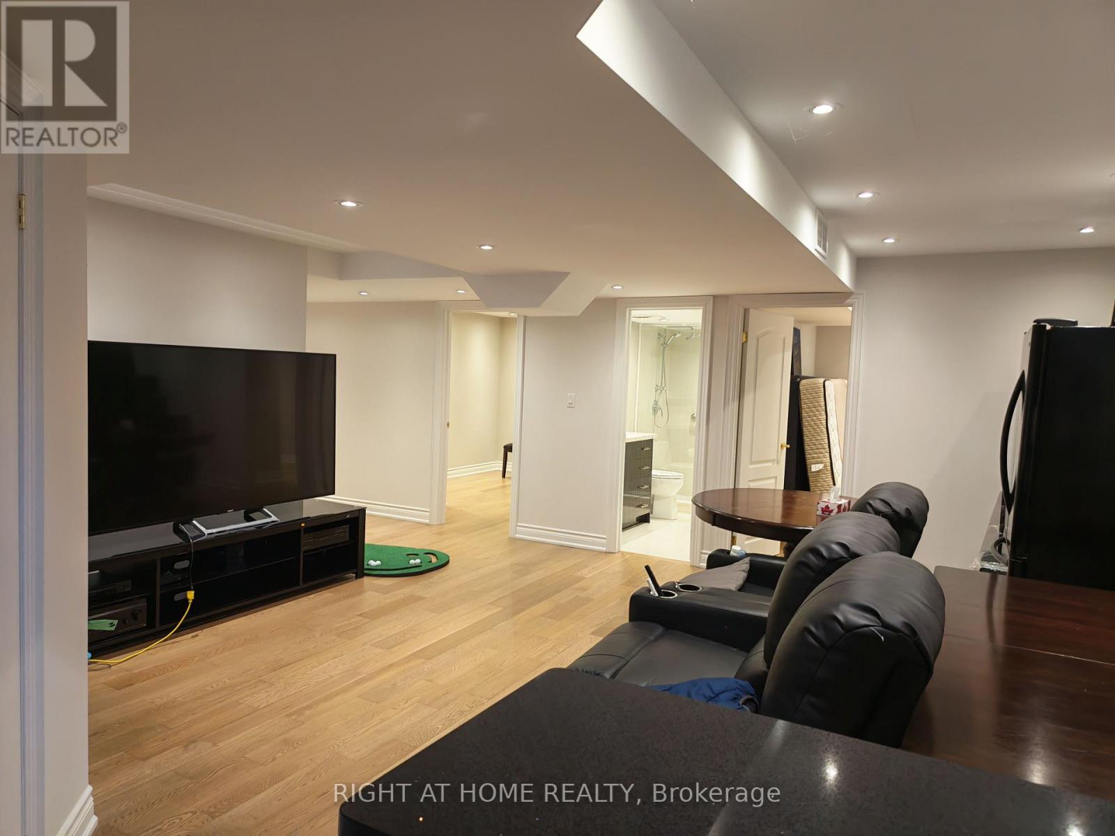 63 Brass Drive, Richmond Hill, Ontario  L4E 4T4 - Photo 25 - N12874168