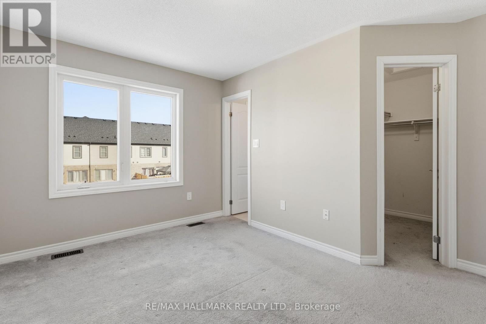 38 Deneb Street, Barrie, Ontario  L4M 0K6 - Photo 13 - S12815006