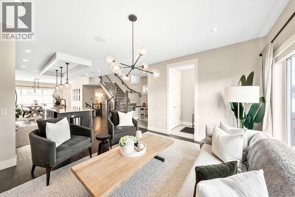 1126 40 Street Sw, Calgary, Alberta  T3C 1W6 - Photo 12 - A2288043