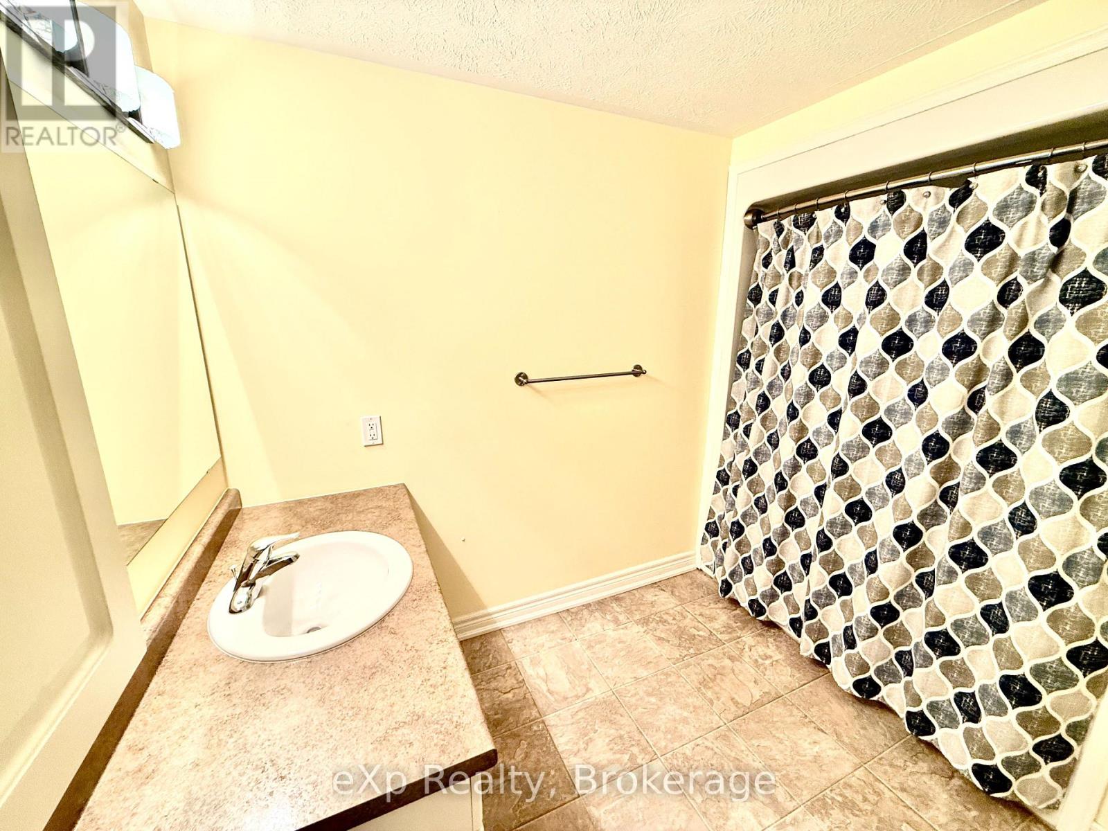 203 - 125 William Street, Brockton, Ontario  N0G 2V0 - Photo 24 - X12878616