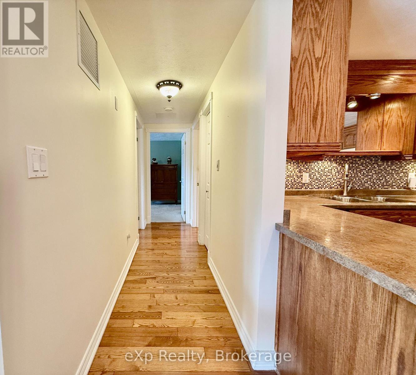 203 - 125 William Street, Brockton, Ontario  N0G 2V0 - Photo 15 - X12878616