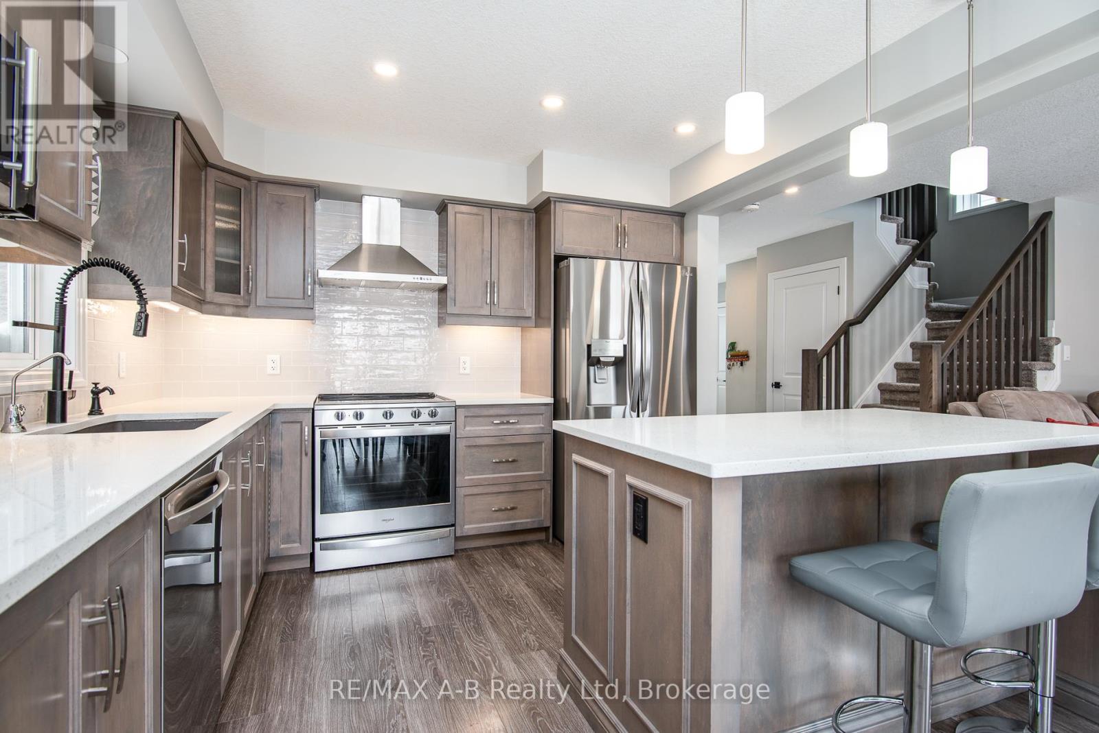 31 DAVIDSON DRIVE, stratford, Ontario