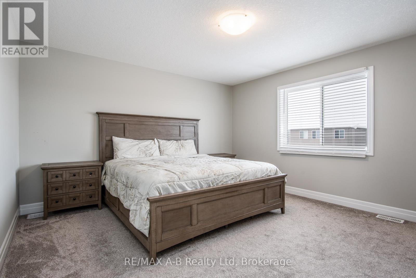 31 Davidson Drive, Stratford, Ontario  N5A 0J5 - Photo 25 - X12639146