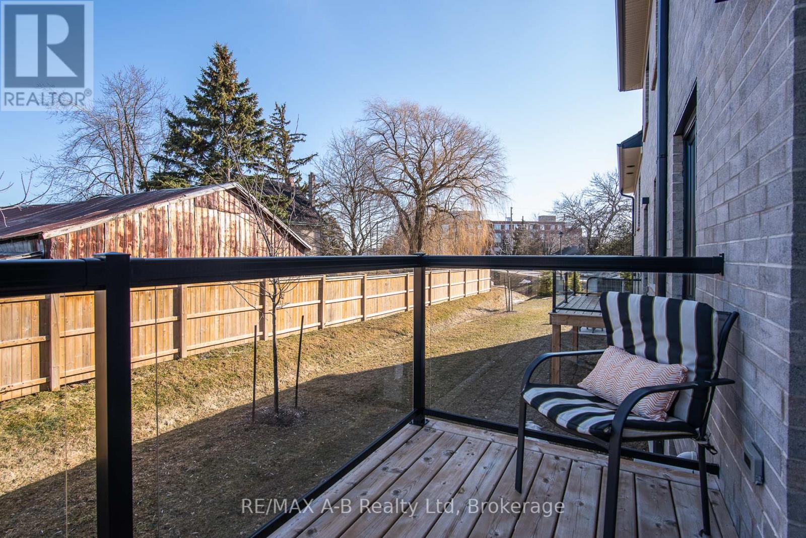 Unit #5 - 3202 Line 37 Vivian Lane, Stratford, Ontario  N5A 0K6 - Photo 4 - X12863698