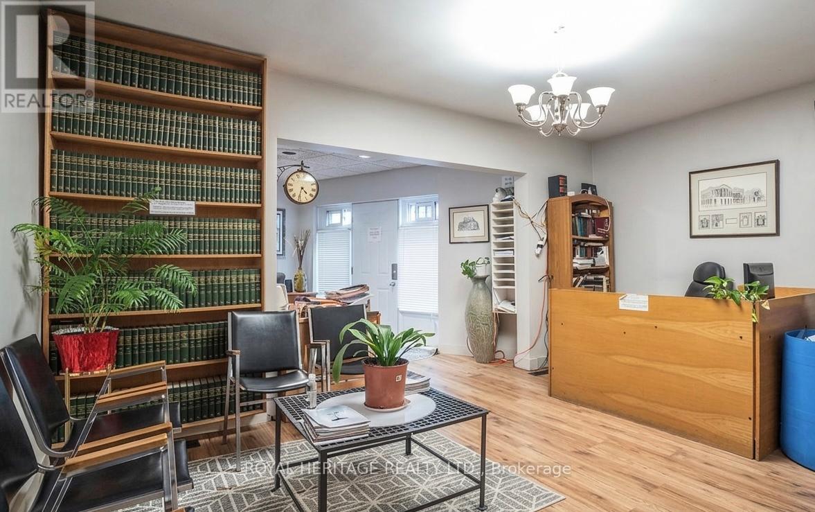 102-110 - 533 Queen Street E, Toronto (Moss Park), Ontario  M5A 1V1 - Photo 3 - C12878894