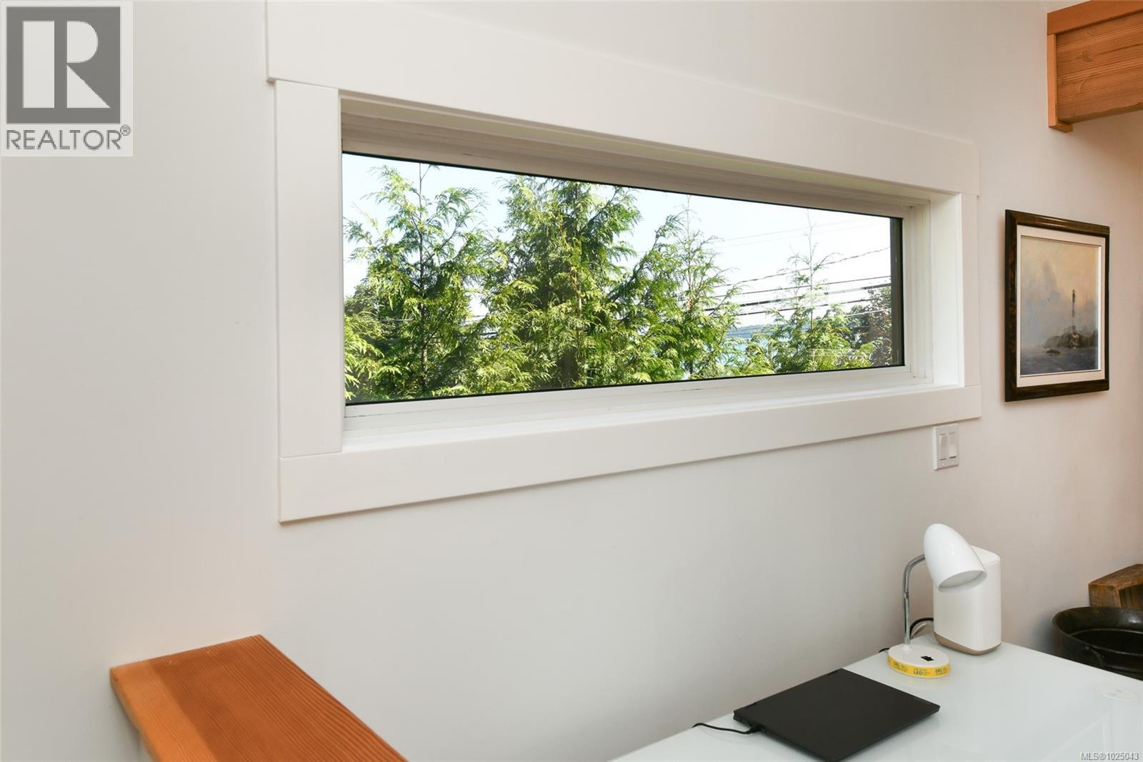 5693 Island Hwy S, Union Bay, British Columbia  V0R 3B0 - Photo 47 - 1025043