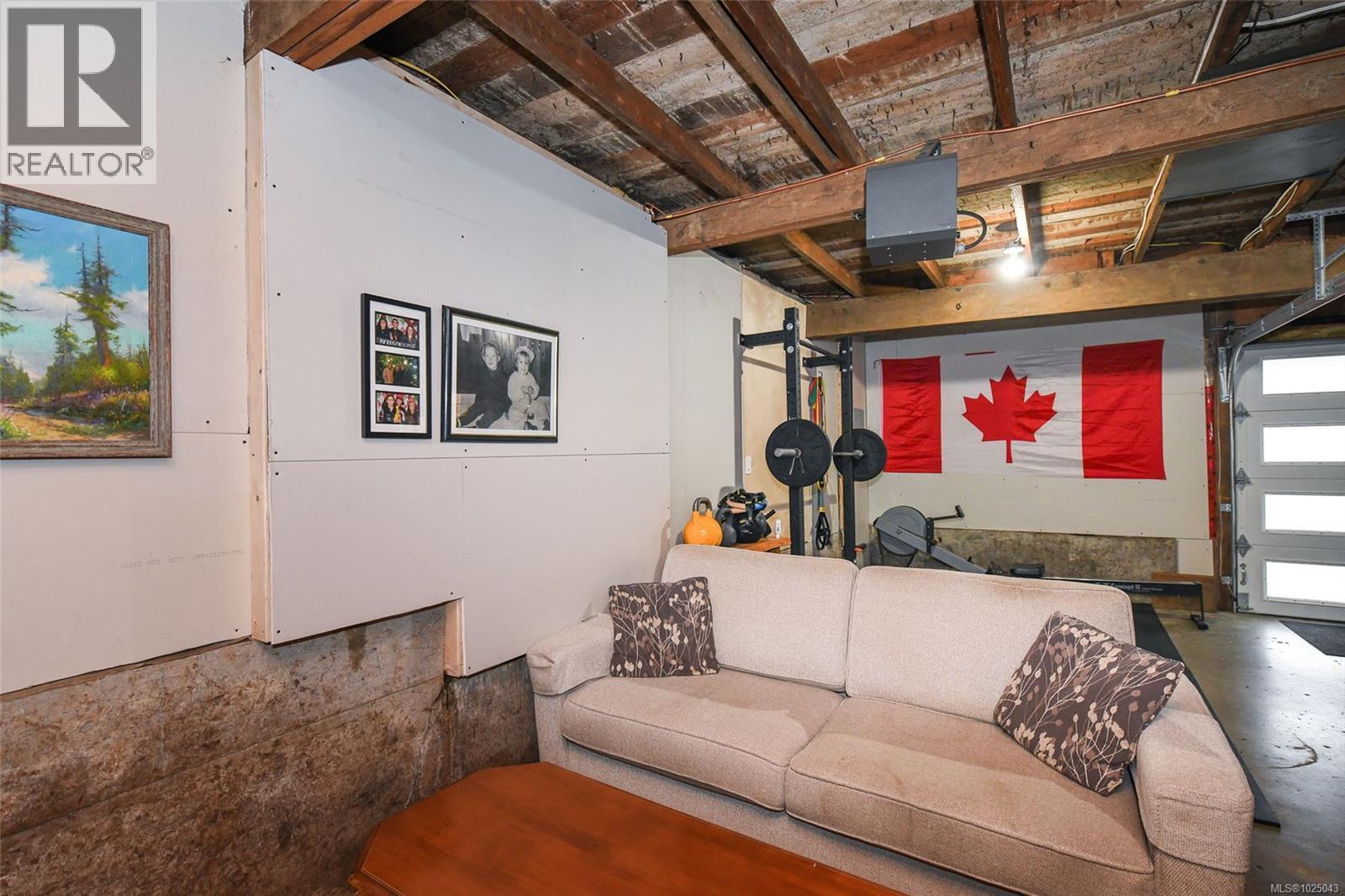 5693 Island Hwy S, Union Bay, British Columbia  V0R 3B0 - Photo 27 - 1025043