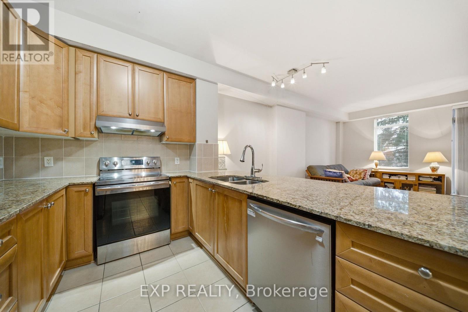 205 Bolton Street, Ottawa, Ontario  K1N 1K7 - Photo 14 - X12878886