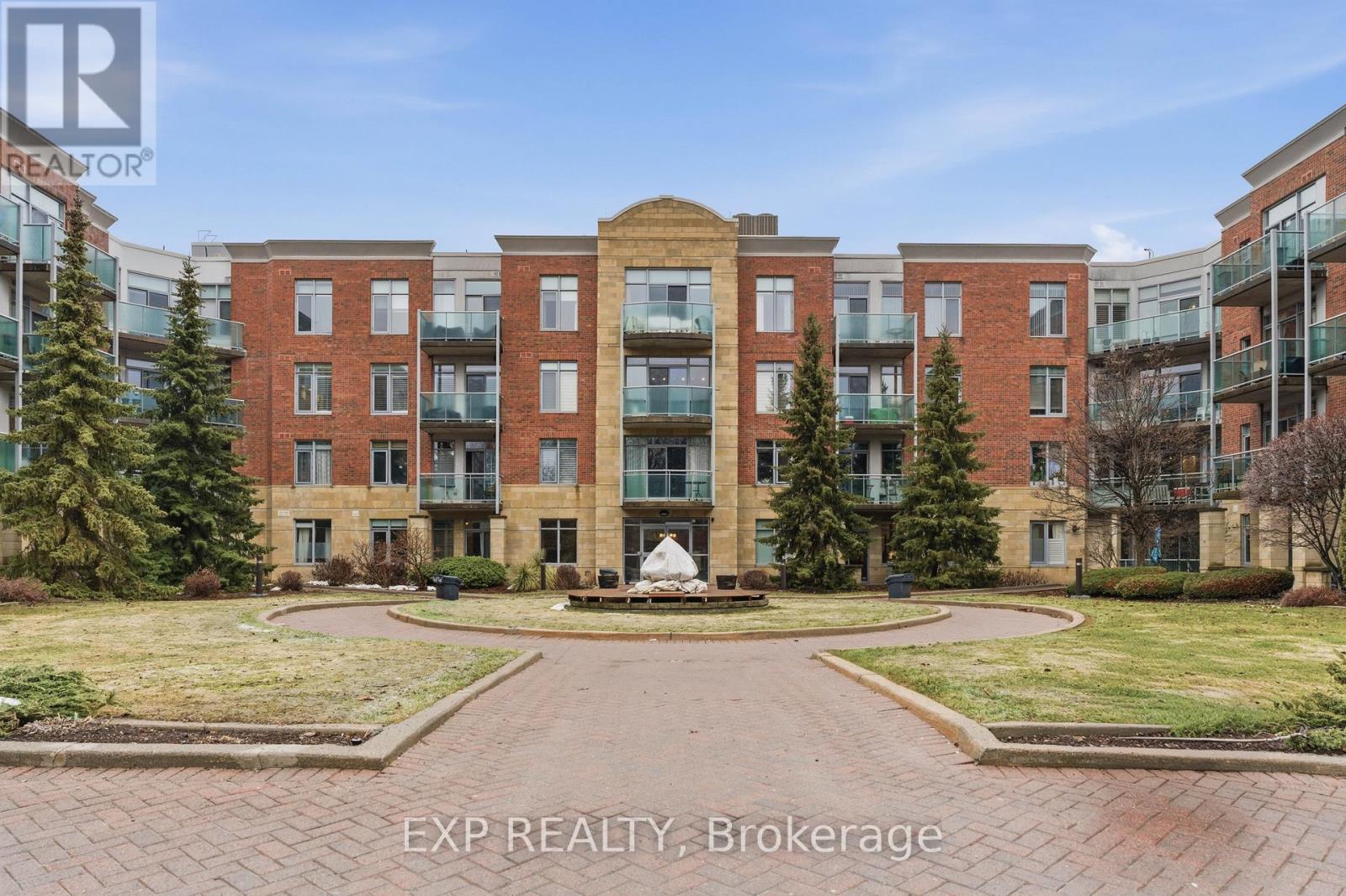 205 Bolton Street, Ottawa, Ontario  K1N 1K7 - Photo 2 - X12878886