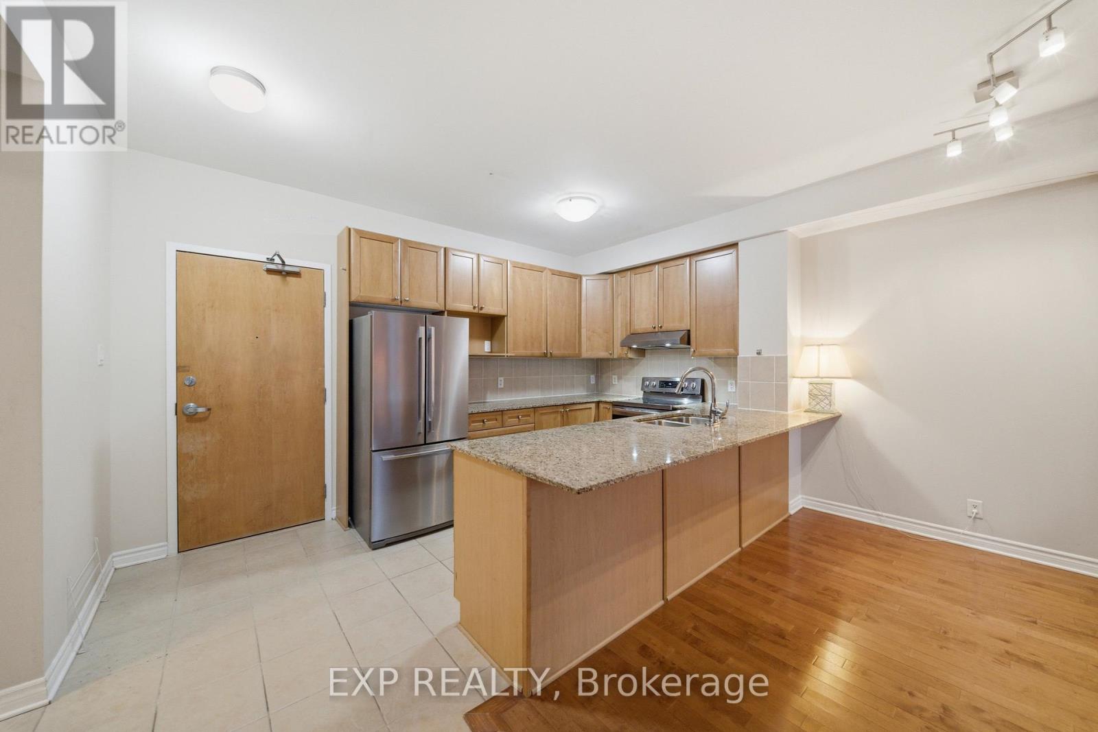 205 Bolton Street, Ottawa, Ontario  K1N 1K7 - Photo 9 - X12878886