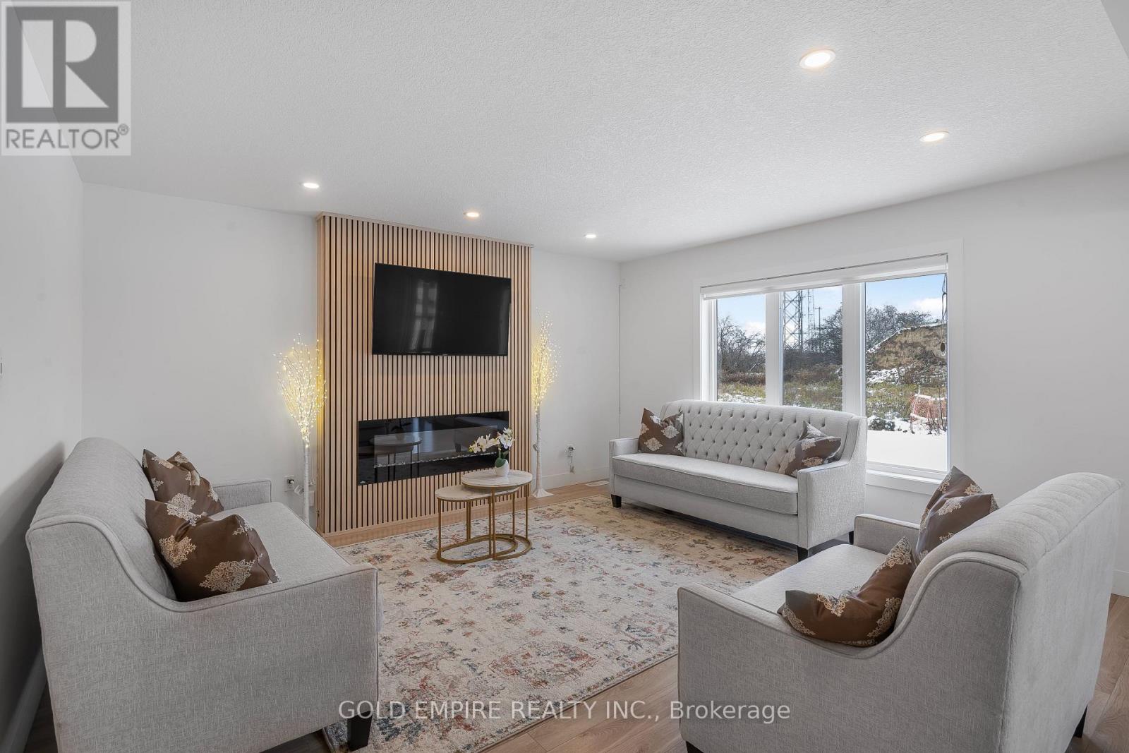 12 Rea Court, Southwold, Ontario  N6L 1M1 - Photo 10 - X12878898